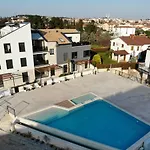 Penthouse No6 *