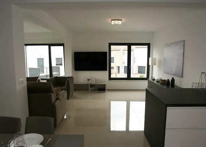 Penthouse No6 דירה *