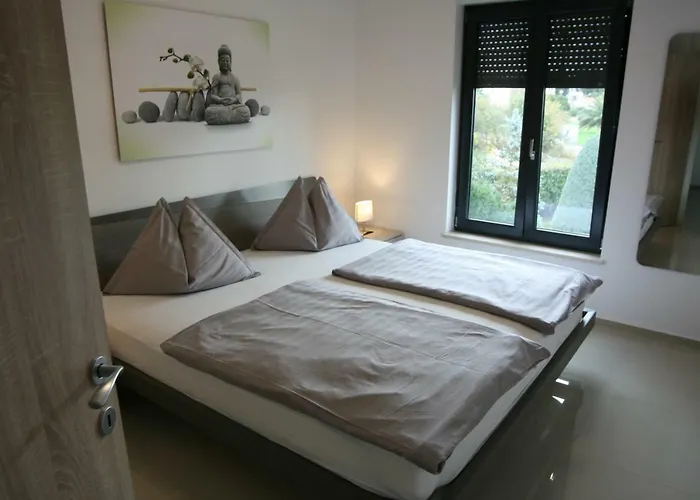 Penthouse No6 * מדולין