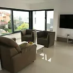 Penthouse No6 *