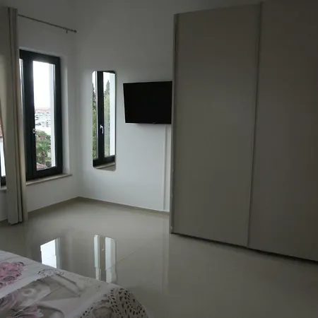 Penthouse No6 Apartment