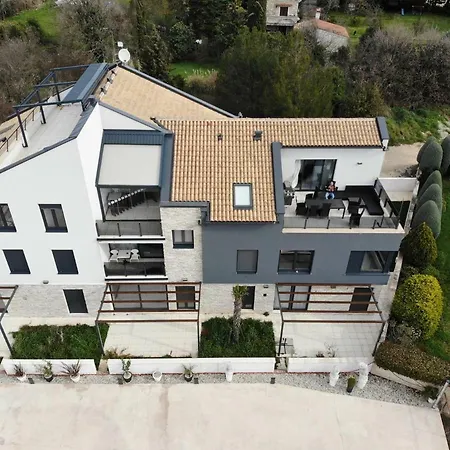 Penthouse No6