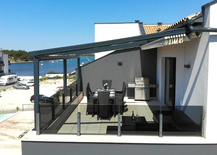 Apartman Penthouse No6 *