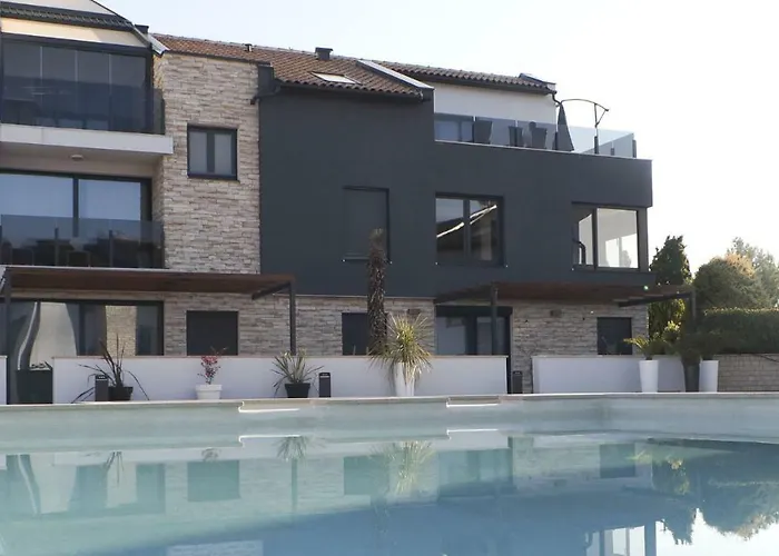 Penthouse No6